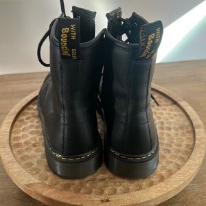 Dr. Martens girls 5
